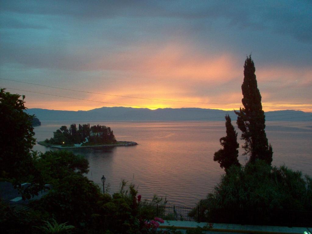 Panorama Perama (Corfu)